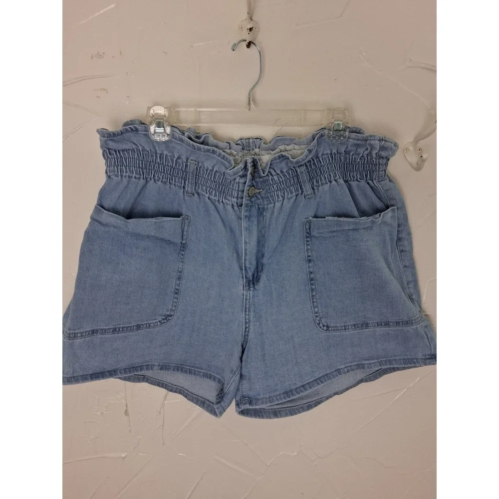 Stranger Things ASO Max Mayfield Paper Bag Mom‎ Jean Shorts Size 20 Light Wash